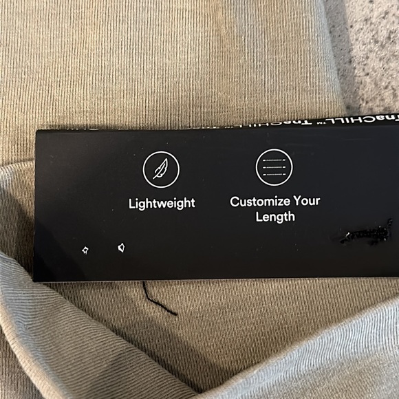 Aritzia TNA Chill High Rise Leggings - Picture 7 of 10